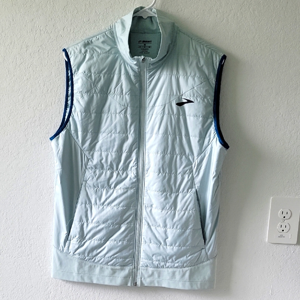 Brooks Light Blue Running Vest + Freebie